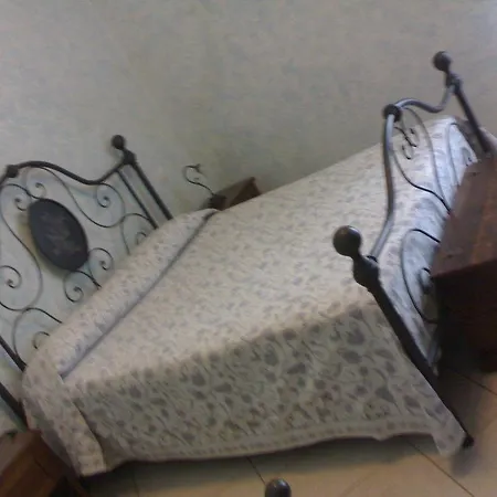 I Tre Rioni Bed & Breakfast 3*